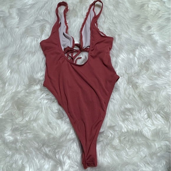 Shein coral ribbed one‎ piece swimsuit size L - Picture 4 of 5